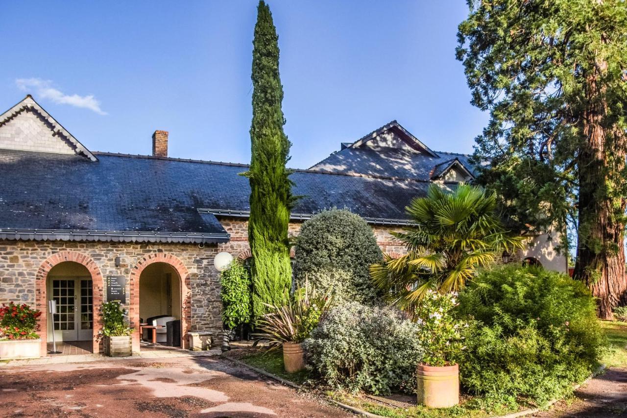 Hotel La Ferrière 3*